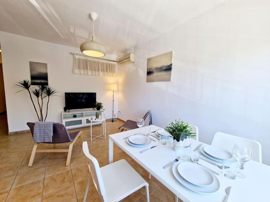 Butibamba Beach Apartment 卡拉德米哈斯 外观 照片