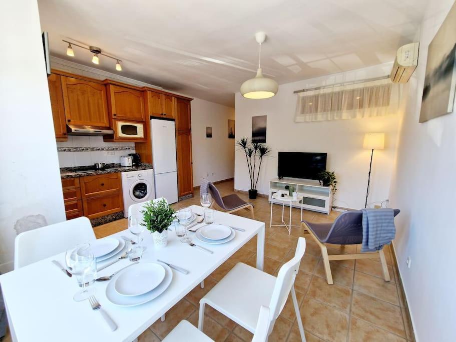 Butibamba Beach Apartment 卡拉德米哈斯 外观 照片