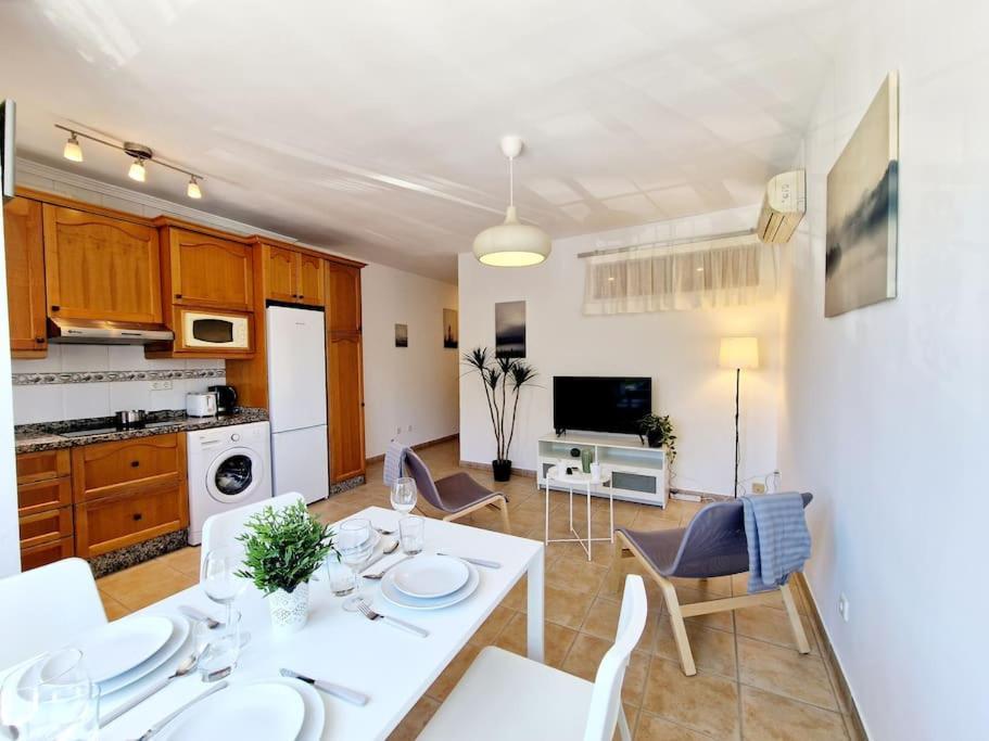 Butibamba Beach Apartment 卡拉德米哈斯 外观 照片
